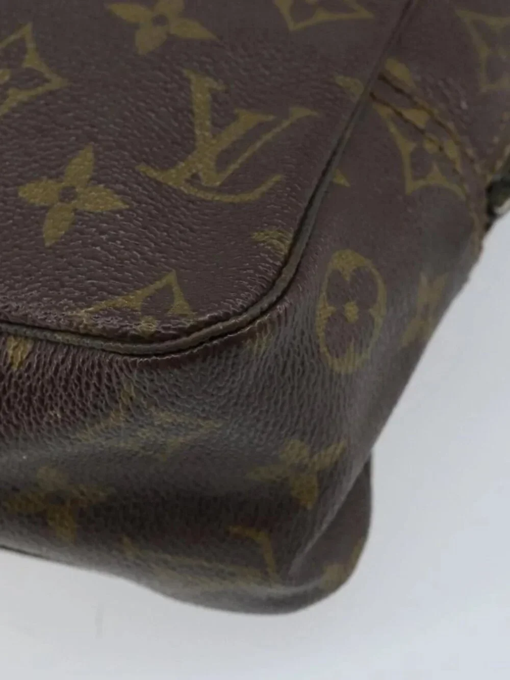 Louis Vuitton brand	louis vuitton